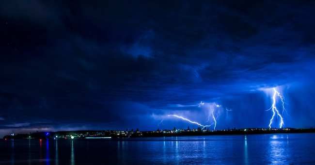 lightning city